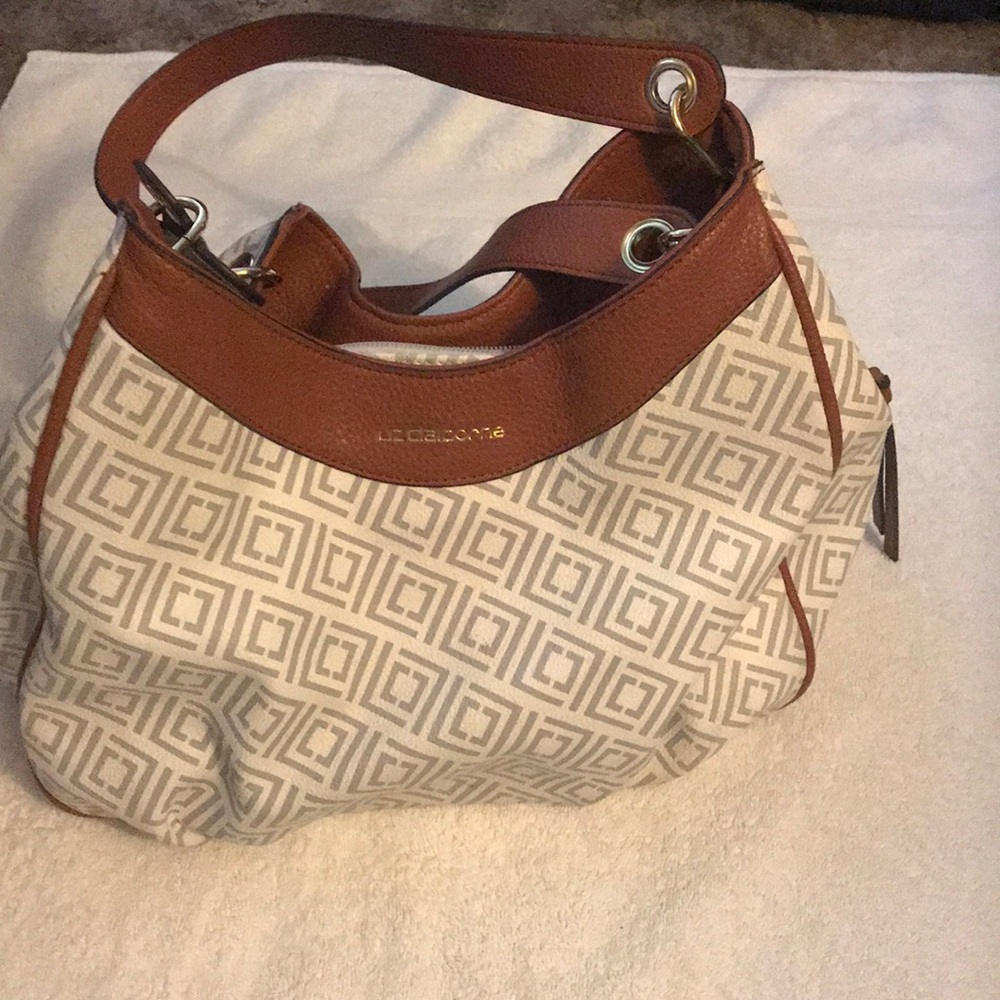 Handbag - Picture 5 of 7